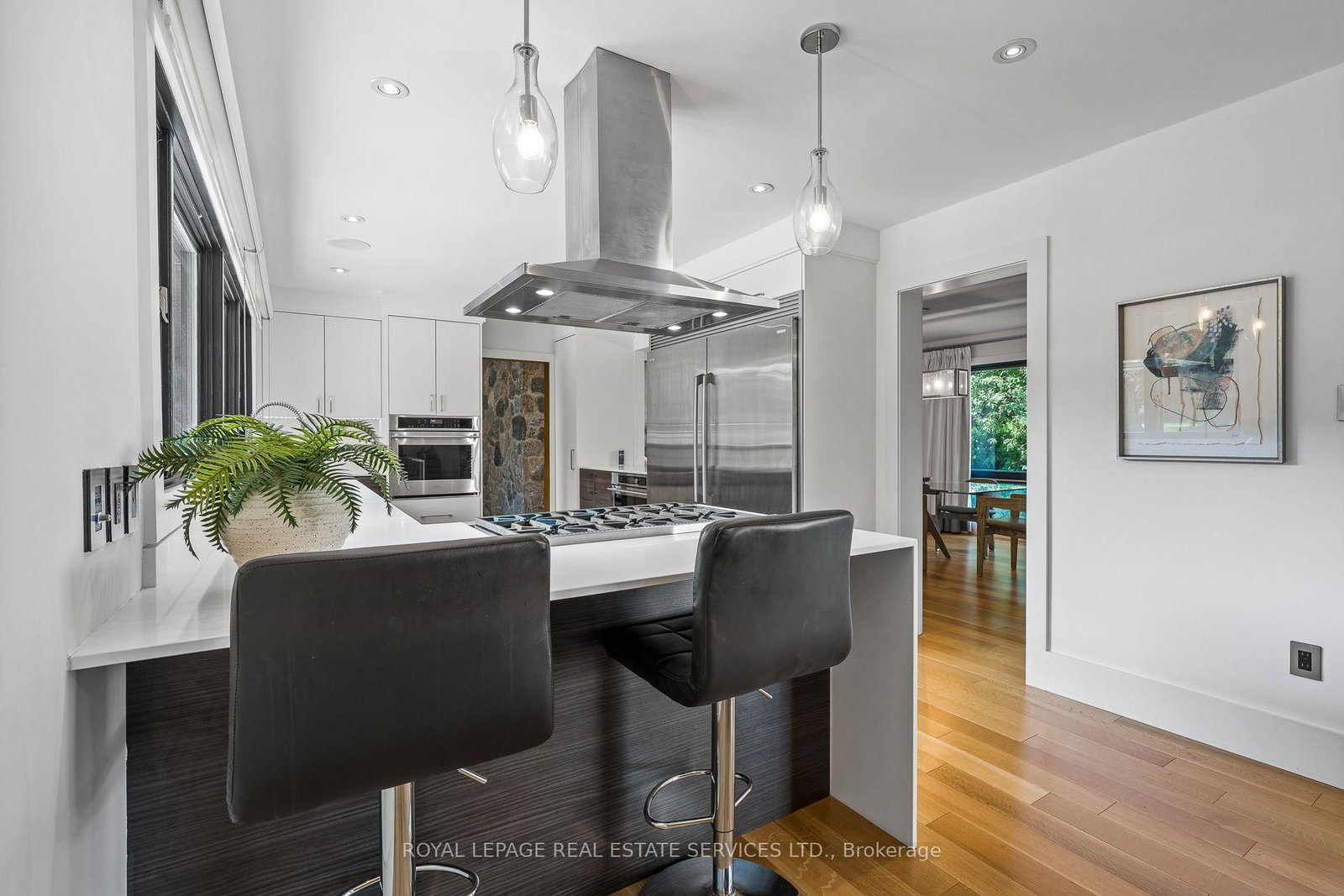 23 Lorraine Gardens • Toronto, ON photo 14