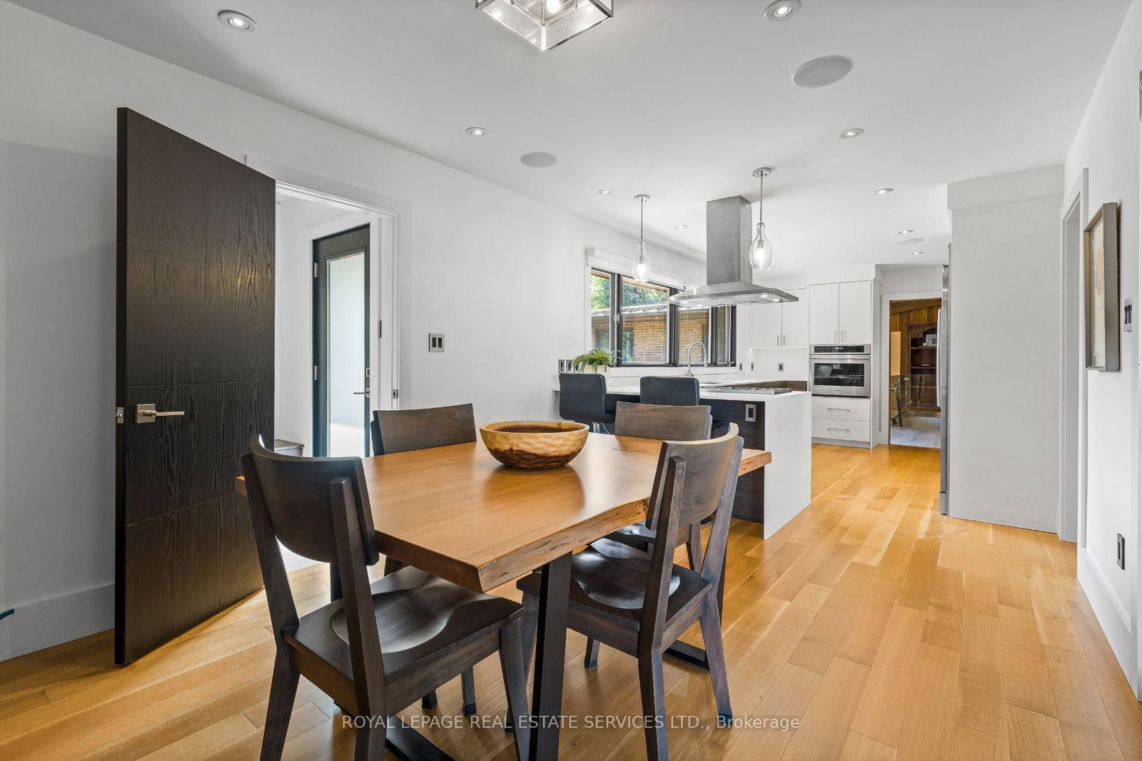 23 Lorraine Gardens • Toronto, ON photo 17