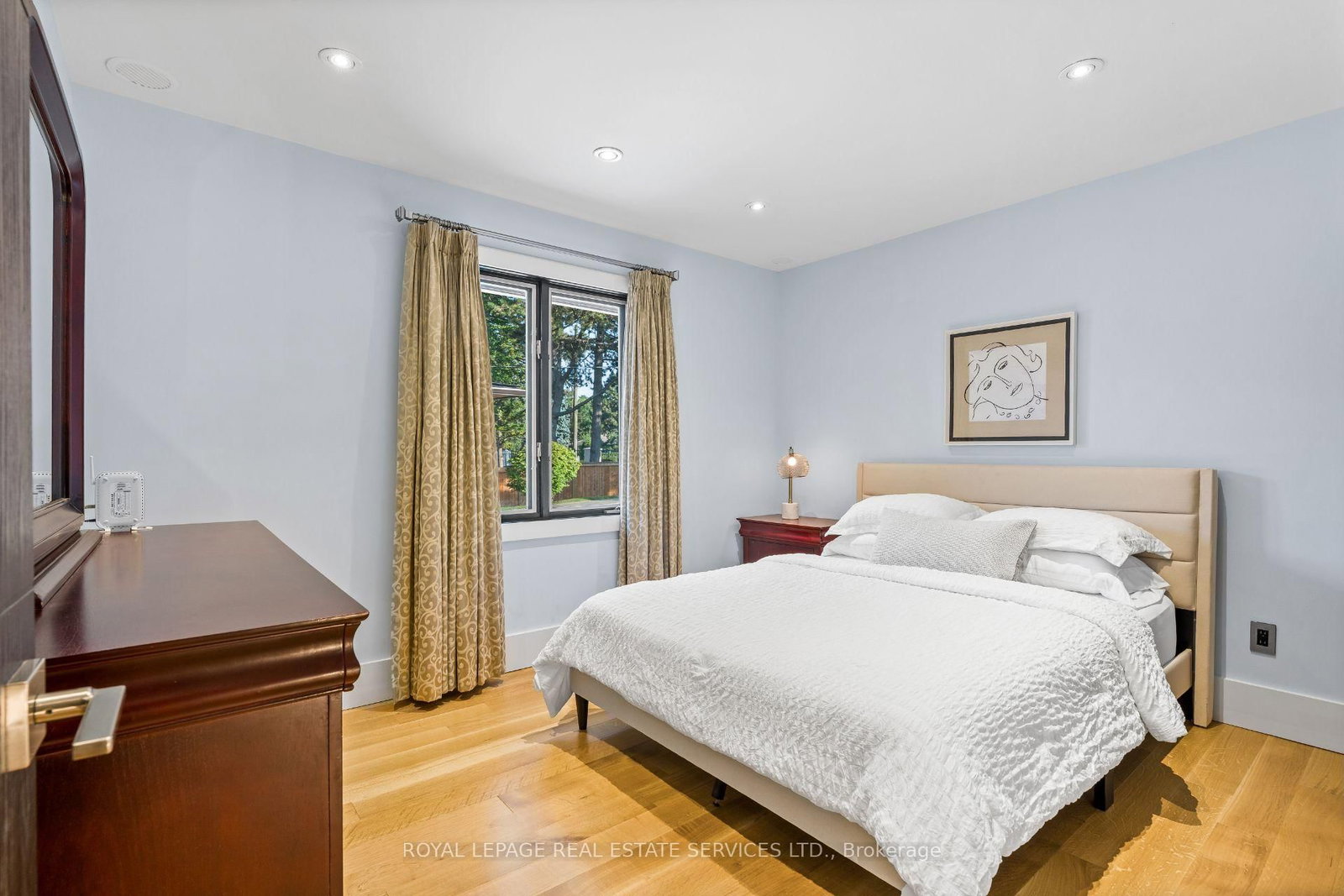 23 Lorraine Gardens • Toronto, ON photo 27