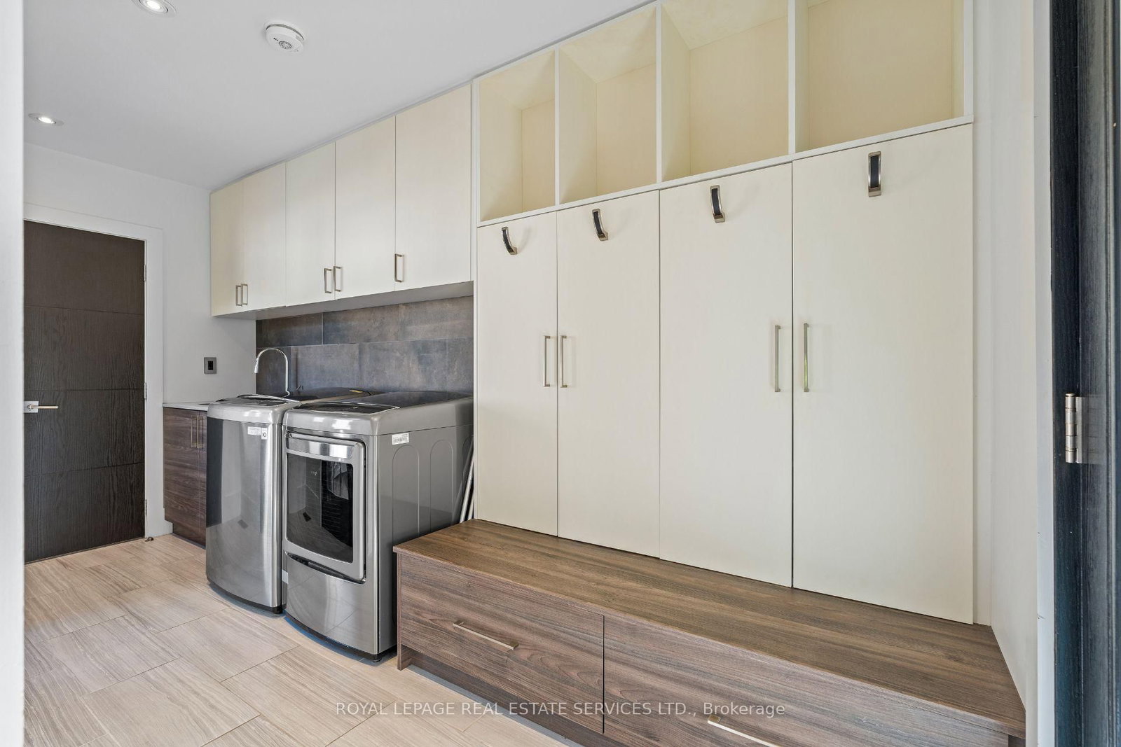 23 Lorraine Gardens • Toronto, ON photo 30