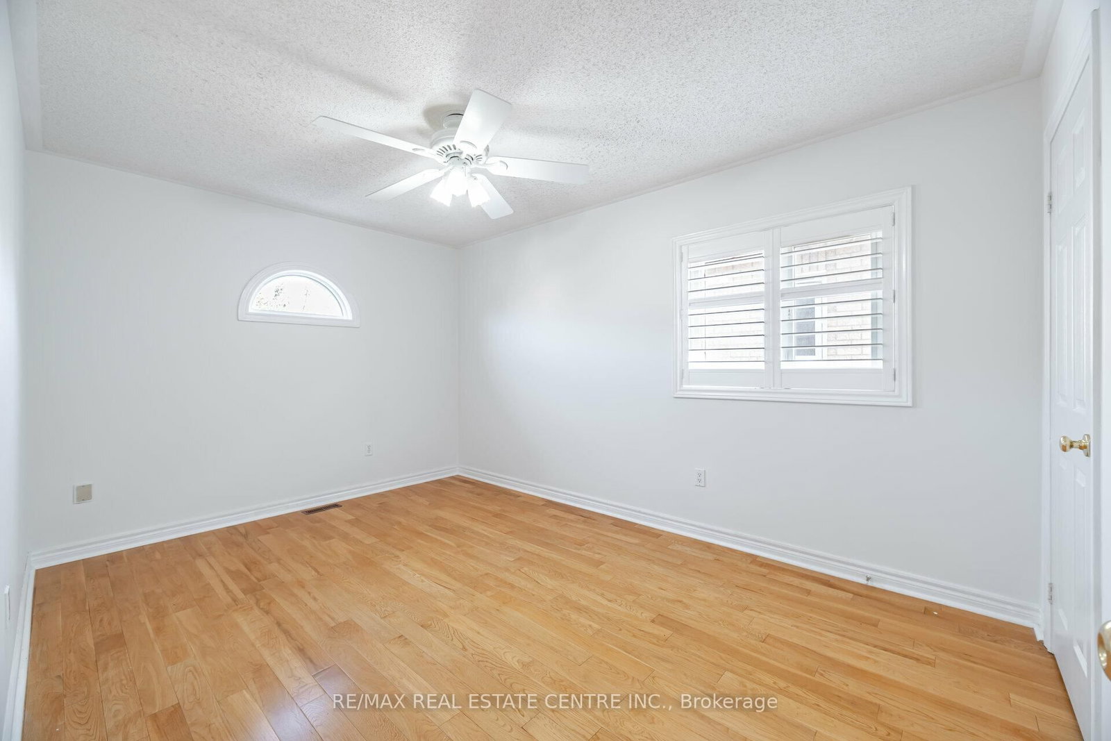 2485 Strathmore Crescent N • Mississauga, ON photo 32