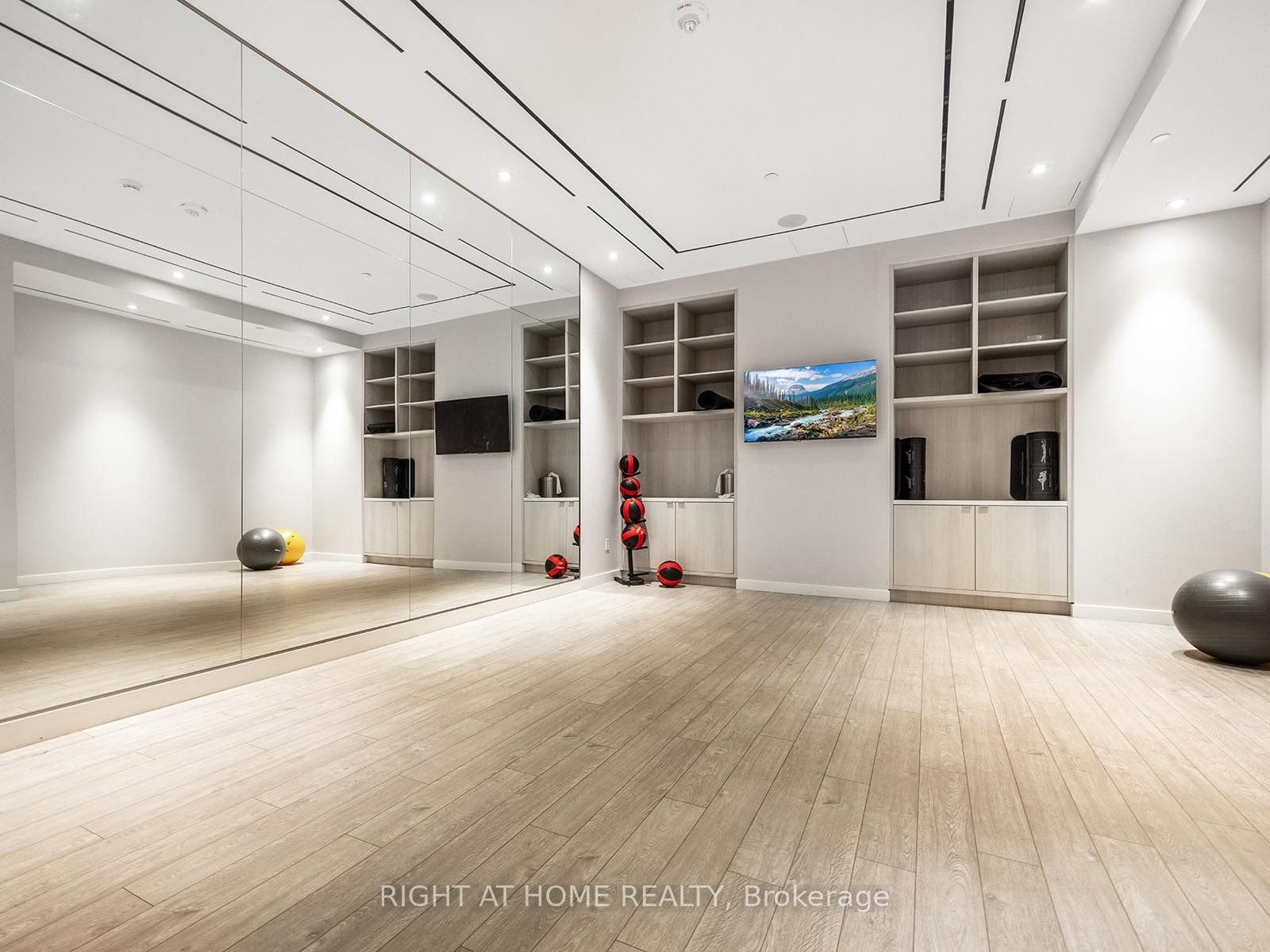 28 Ann Street • #1016 • Mississauga, ON photo 31