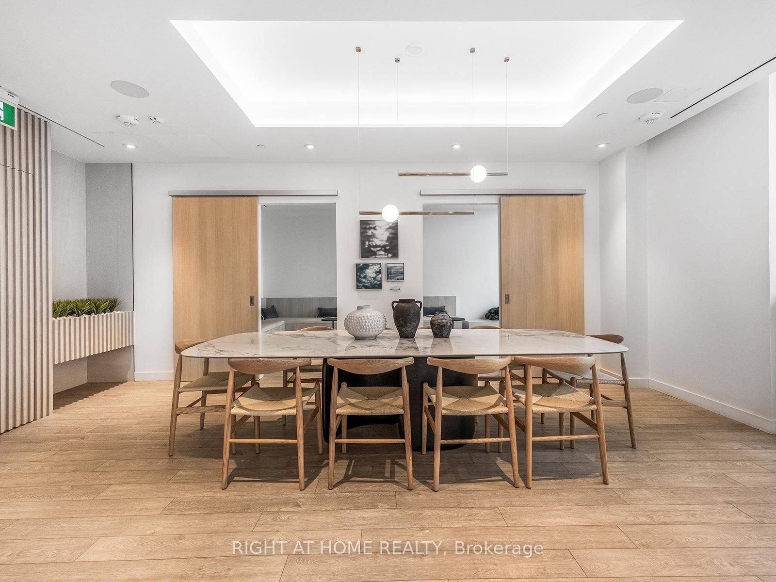 28 Ann Street • #1016 • Mississauga, ON photo 33