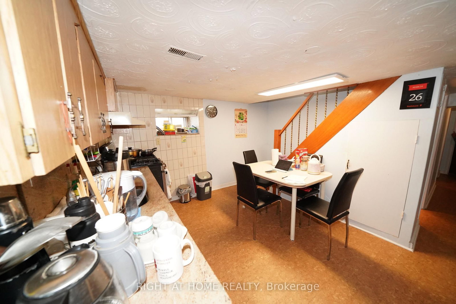 65 Salem Avenue • Toronto, ON photo 9