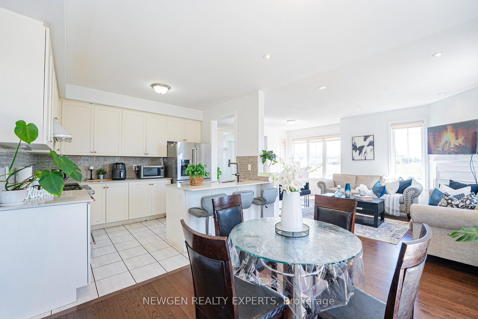 2 Rangemore Road • Brampton, ON photo 16