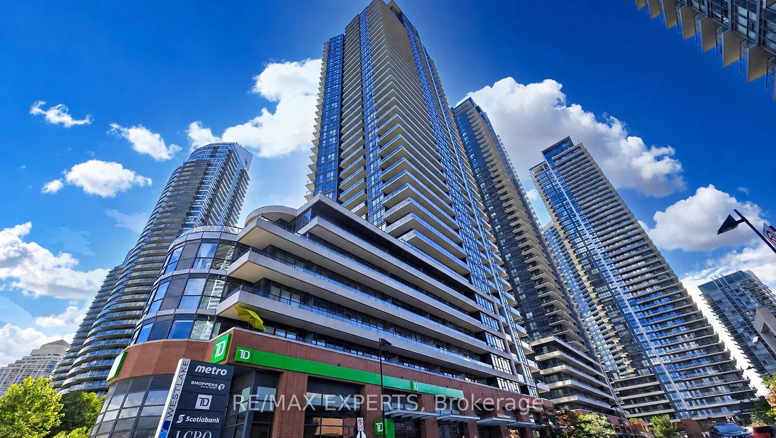 2212 Lakeshore Boulevard W • #615 • Toronto, ON photo 2