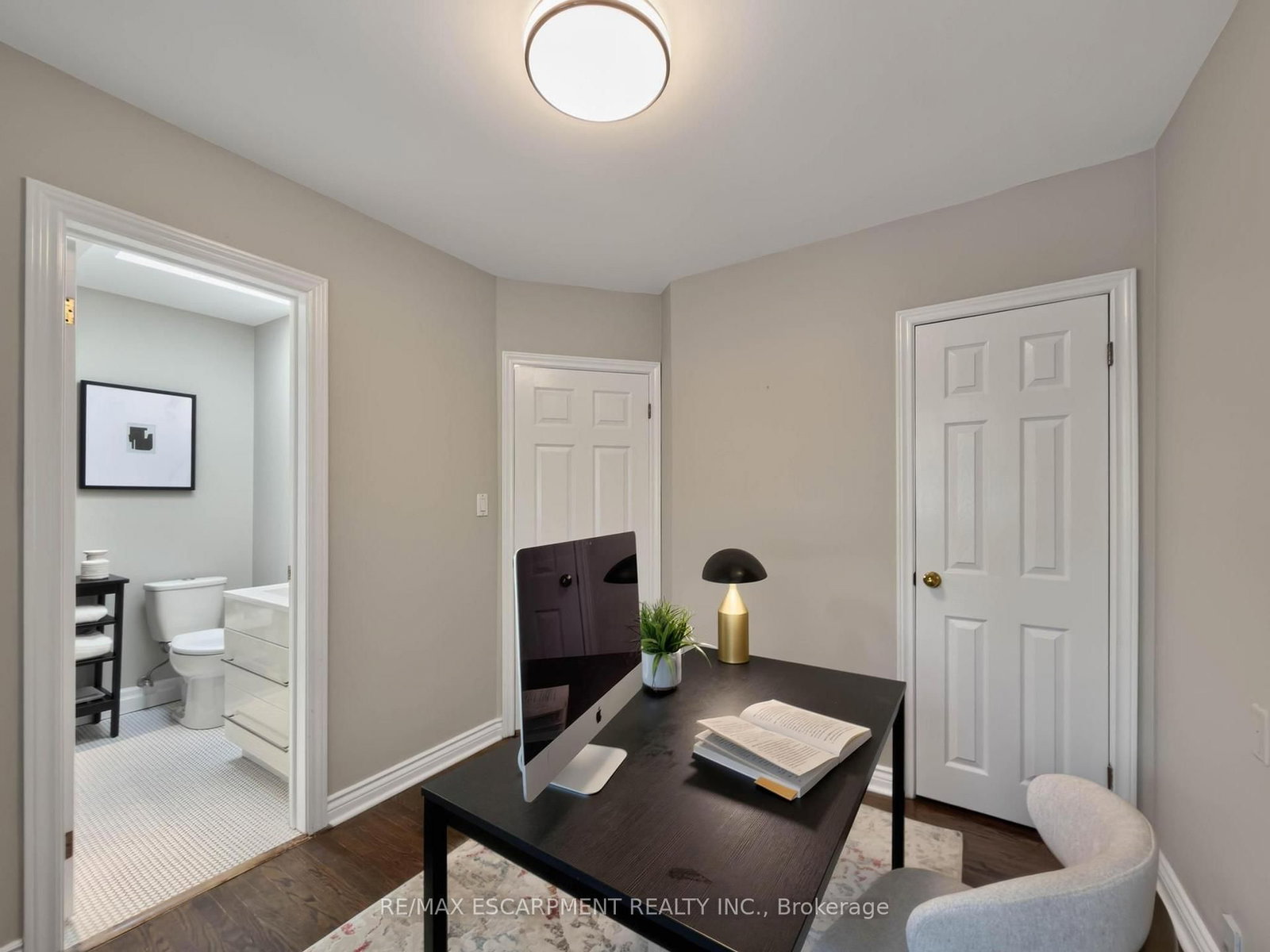 1239 Baldwin Drive • Oakville, ON photo 15