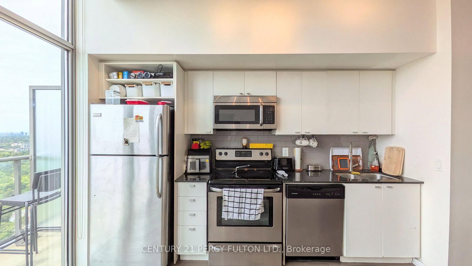 105 The Queensway • #3505 • Toronto, ON photo 10