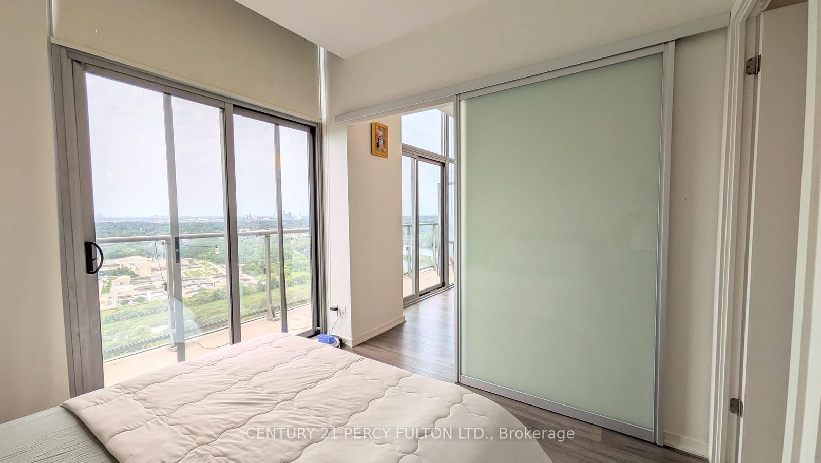 105 The Queensway • #3505 • Toronto, ON photo 15