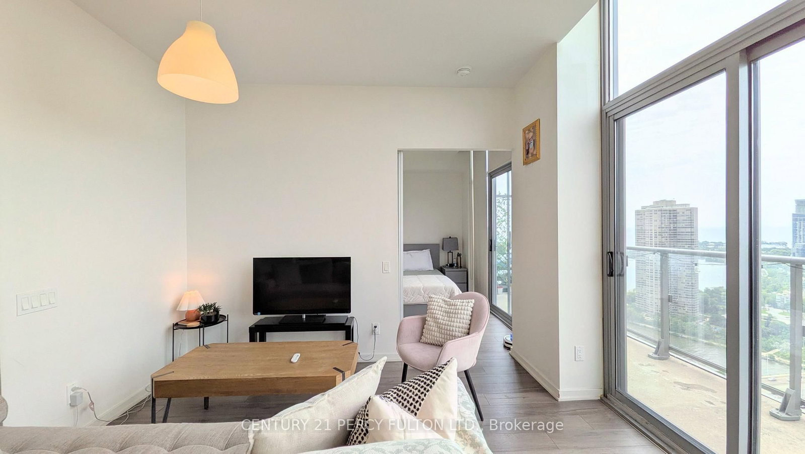105 The Queensway • #3505 • Toronto, ON photo 4