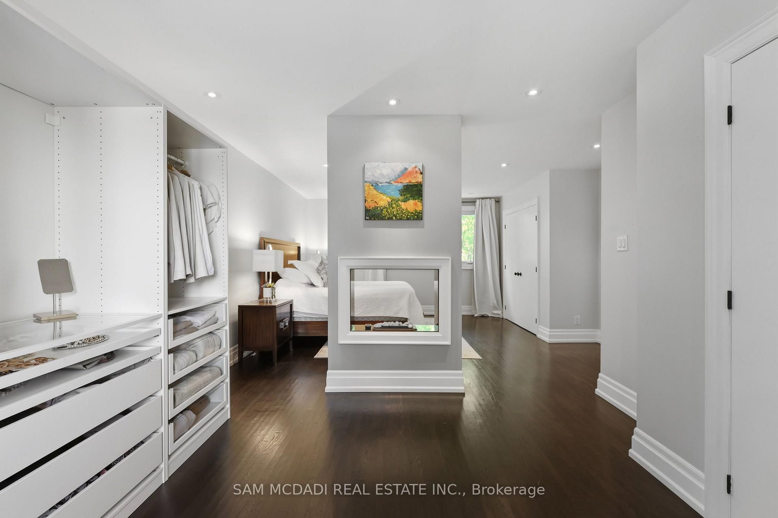 1449 Truscott Drive • Mississauga, ON photo 22