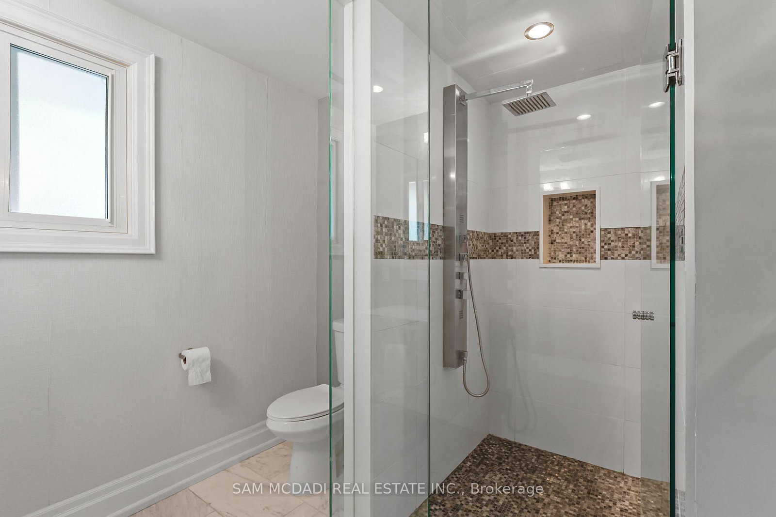 1449 Truscott Drive • Mississauga, ON photo 26