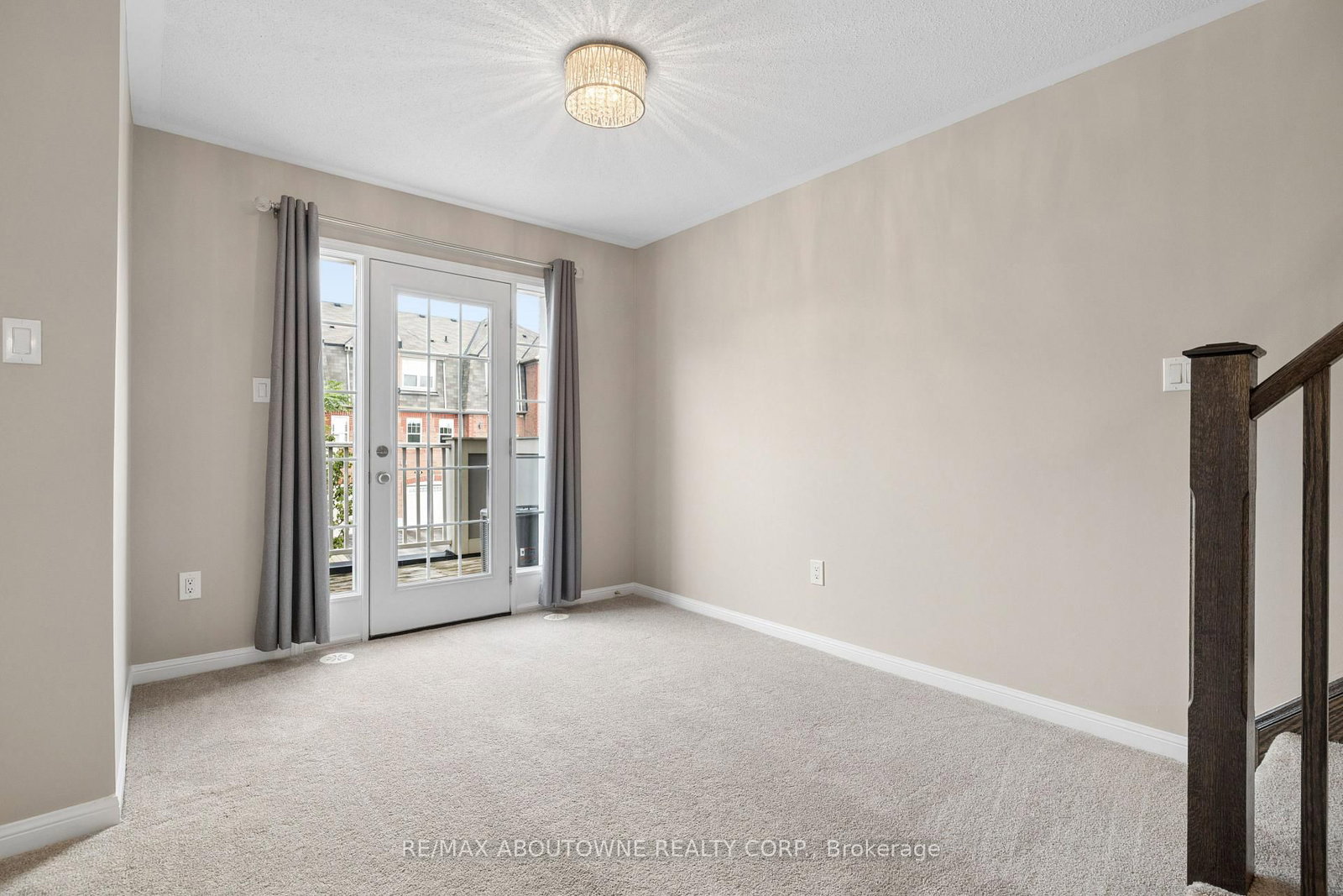 222 Septimus Heights • Milton, ON photo 17