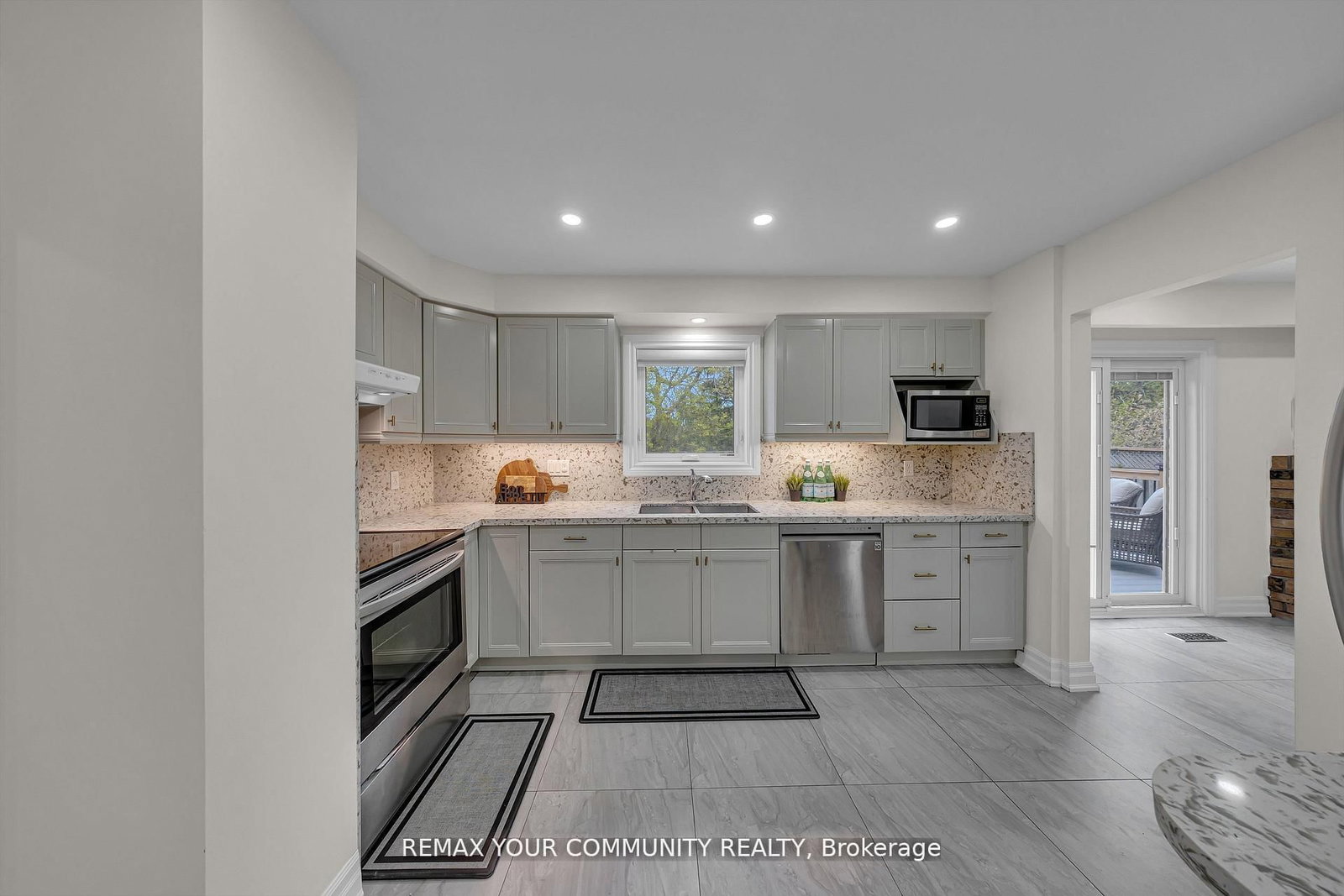22 Madelaine Crescent • Brampton, ON photo 15