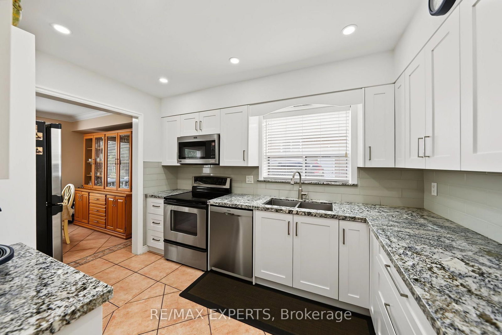 37 Saint Lucie Drive • Toronto, ON photo 13