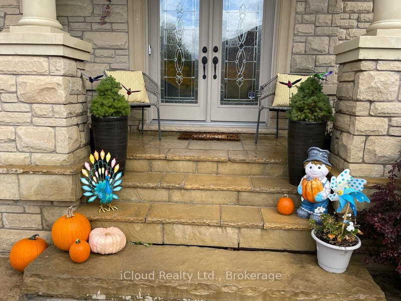 2343 North Ridge Trail