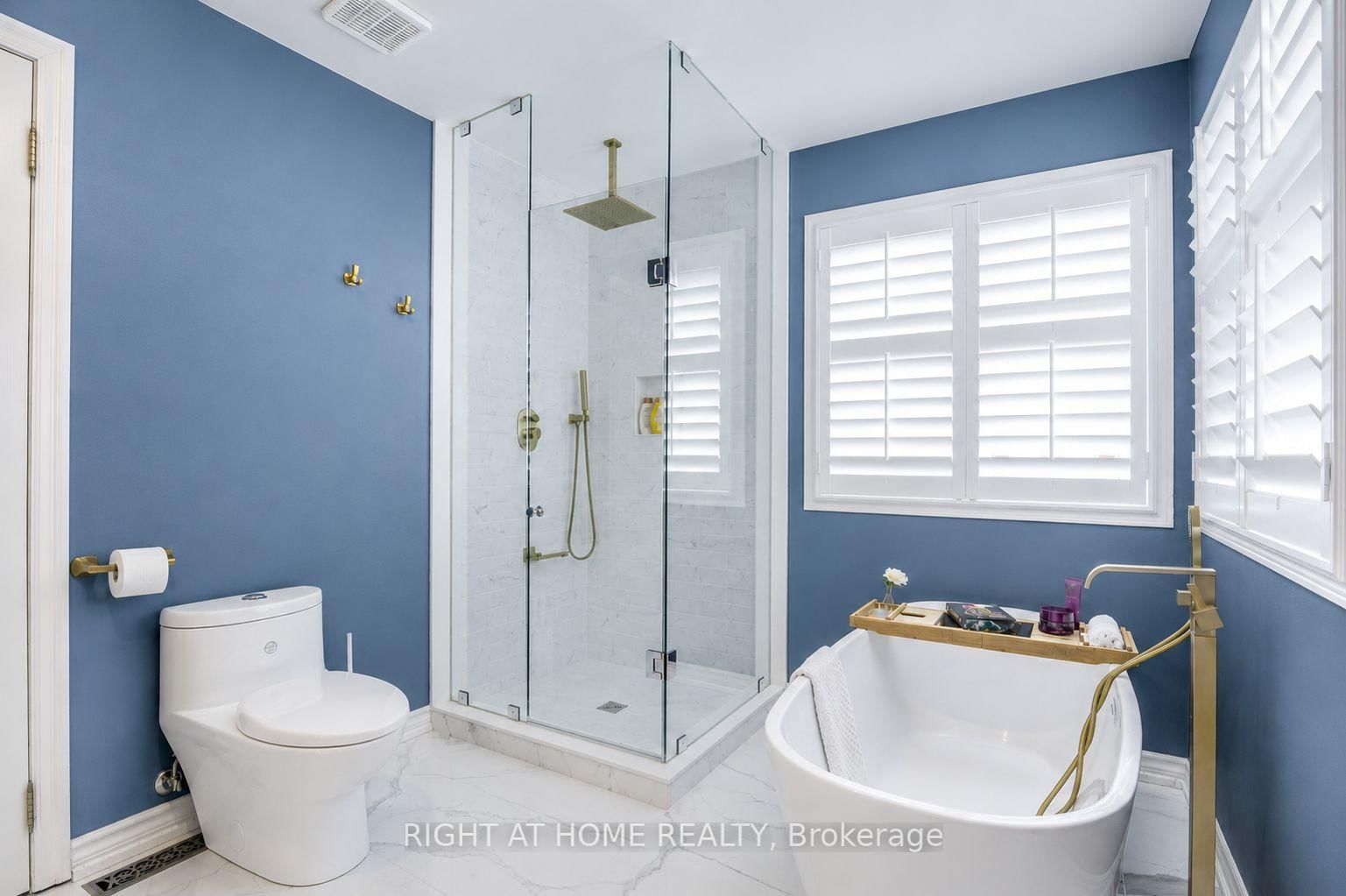 241 Lexington Road • Oakville, ON photo 15