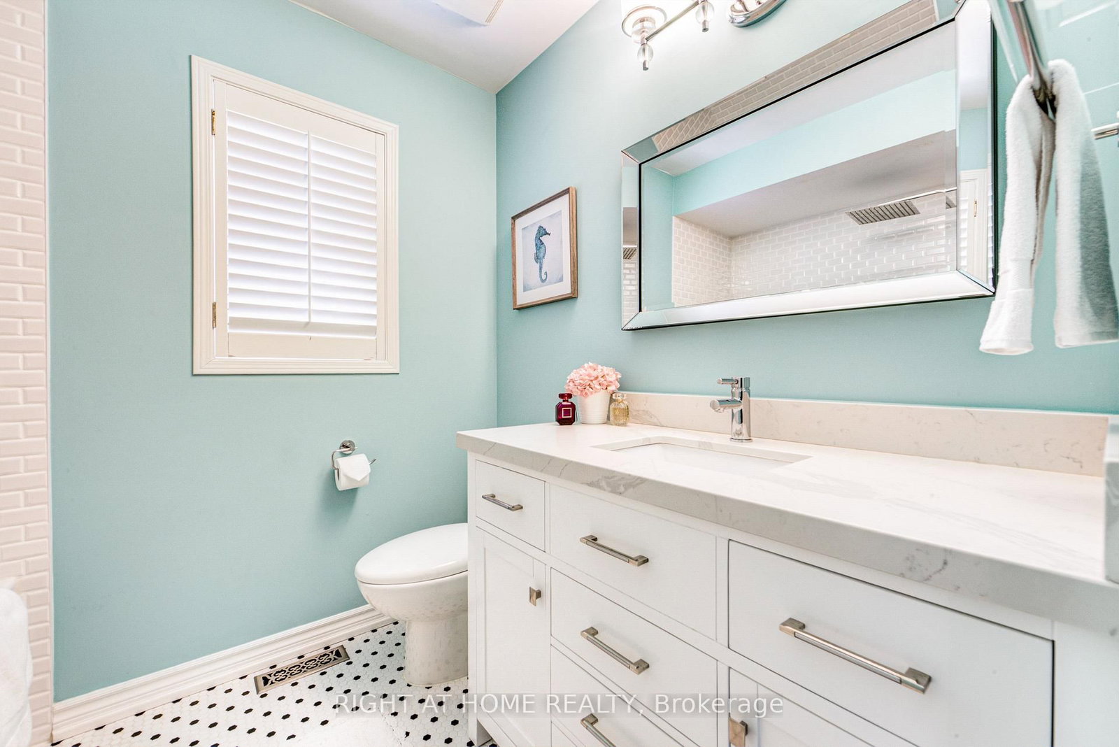 241 Lexington Road • Oakville, ON photo 20