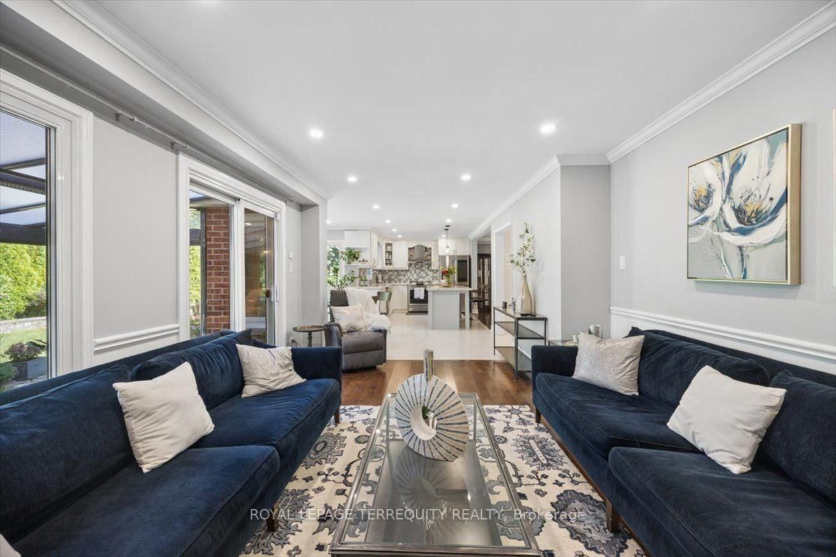 1207 Dogwood Crescent • Oakville, ON photo 17