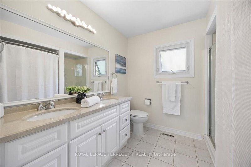1207 Dogwood Oakville,ON L6J 7J2 — Photo 29