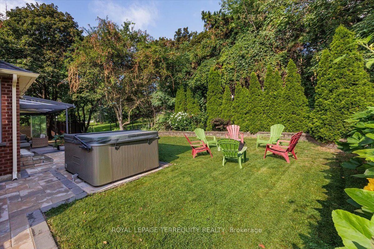 1207 Dogwood Crescent • Oakville, ON photo 38