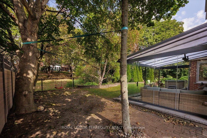 1207 Dogwood Oakville,ON L6J 7J2 — Photo 48