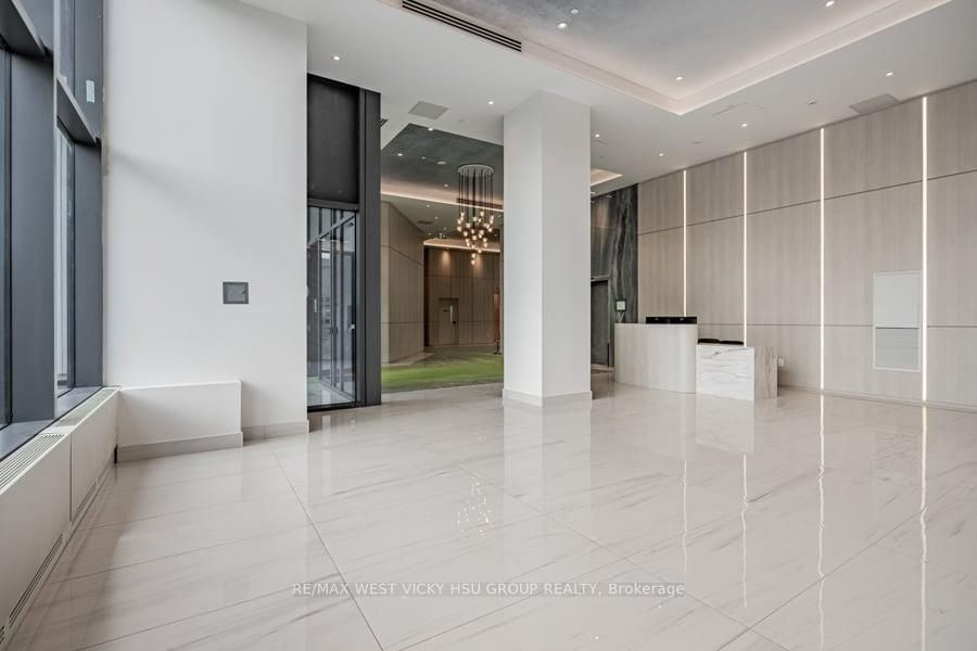 1063 Douglas Mccurdy Comm Circle • #1006 • Mississauga, ON photo 5