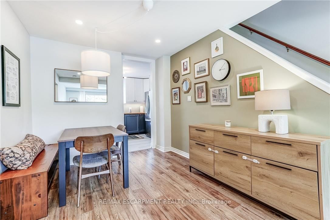 2488 Brookhurst Road • Mississauga, ON photo 11