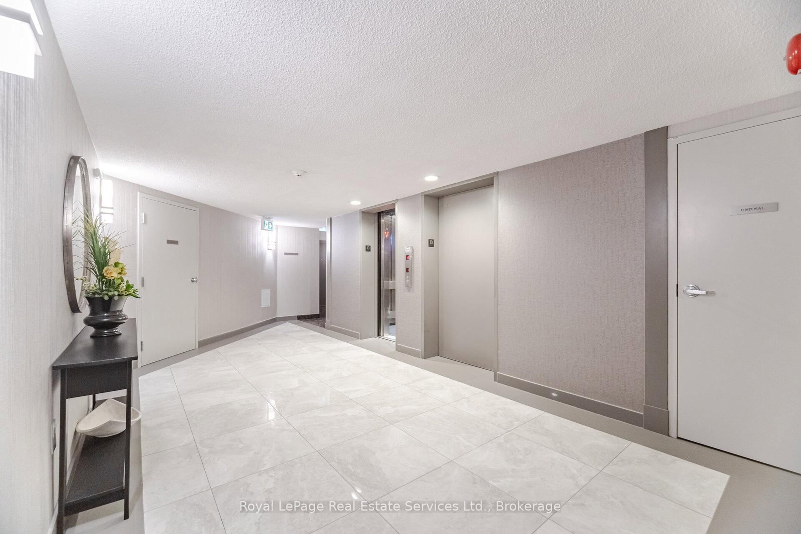 1201 North Shore Boulevard E • #1001 • Burlington, ON photo 4