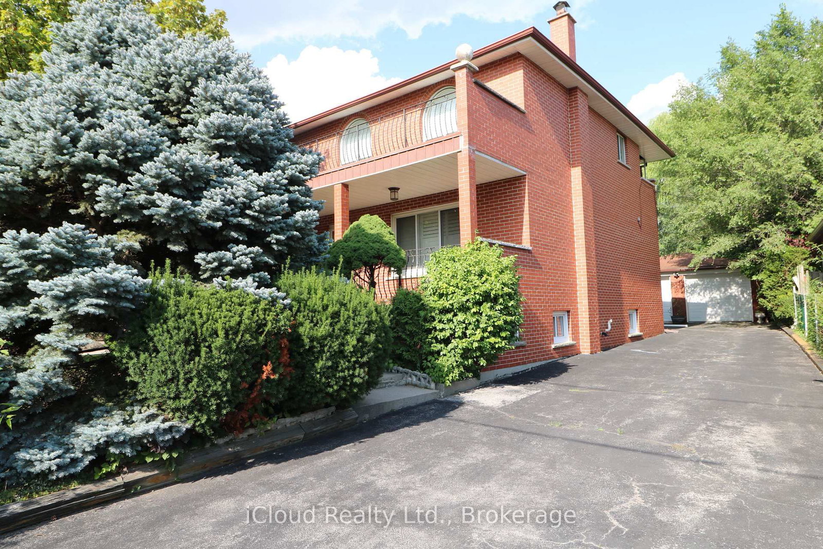 Property at 9 Benalto