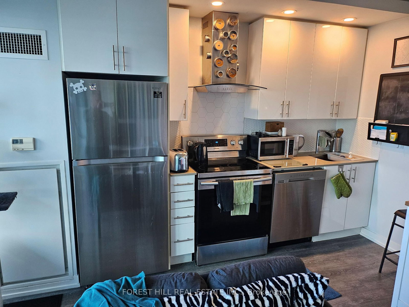 165 Legion Road N • #623 • Toronto, ON photo 11