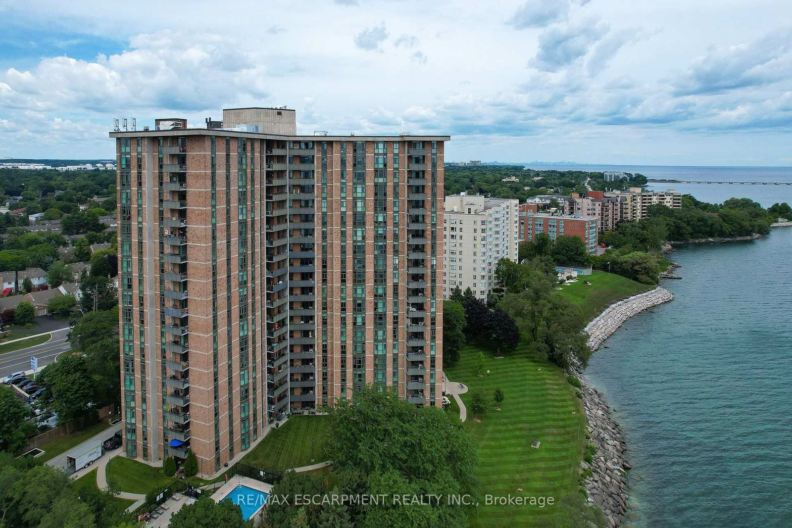 5250 Lakeshore Road • #1207 • Burlington, ON photo 48
