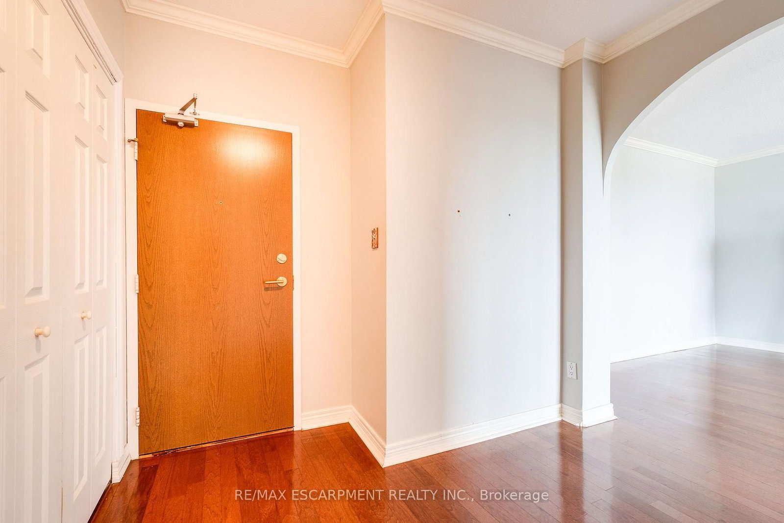 5250 Lakeshore Road • #1207 • Burlington, ON photo 8