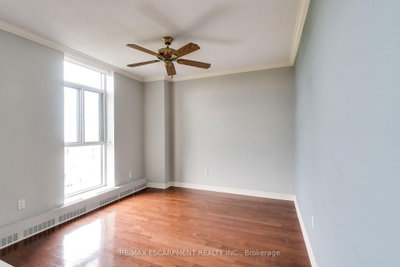 5250 Lakeshore Road • #1207 • Burlington, ON photo 9
