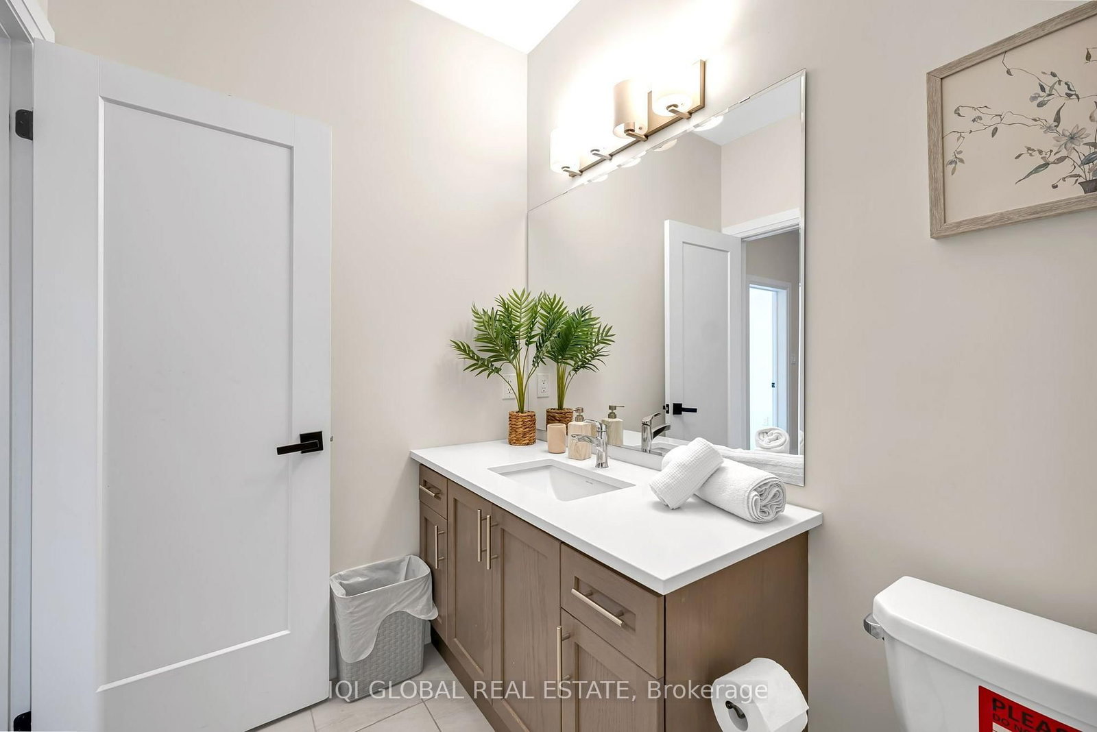 66 Settlers Road E • Oakville, ON photo 22