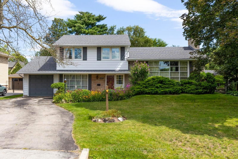 227 Sandwell Drive