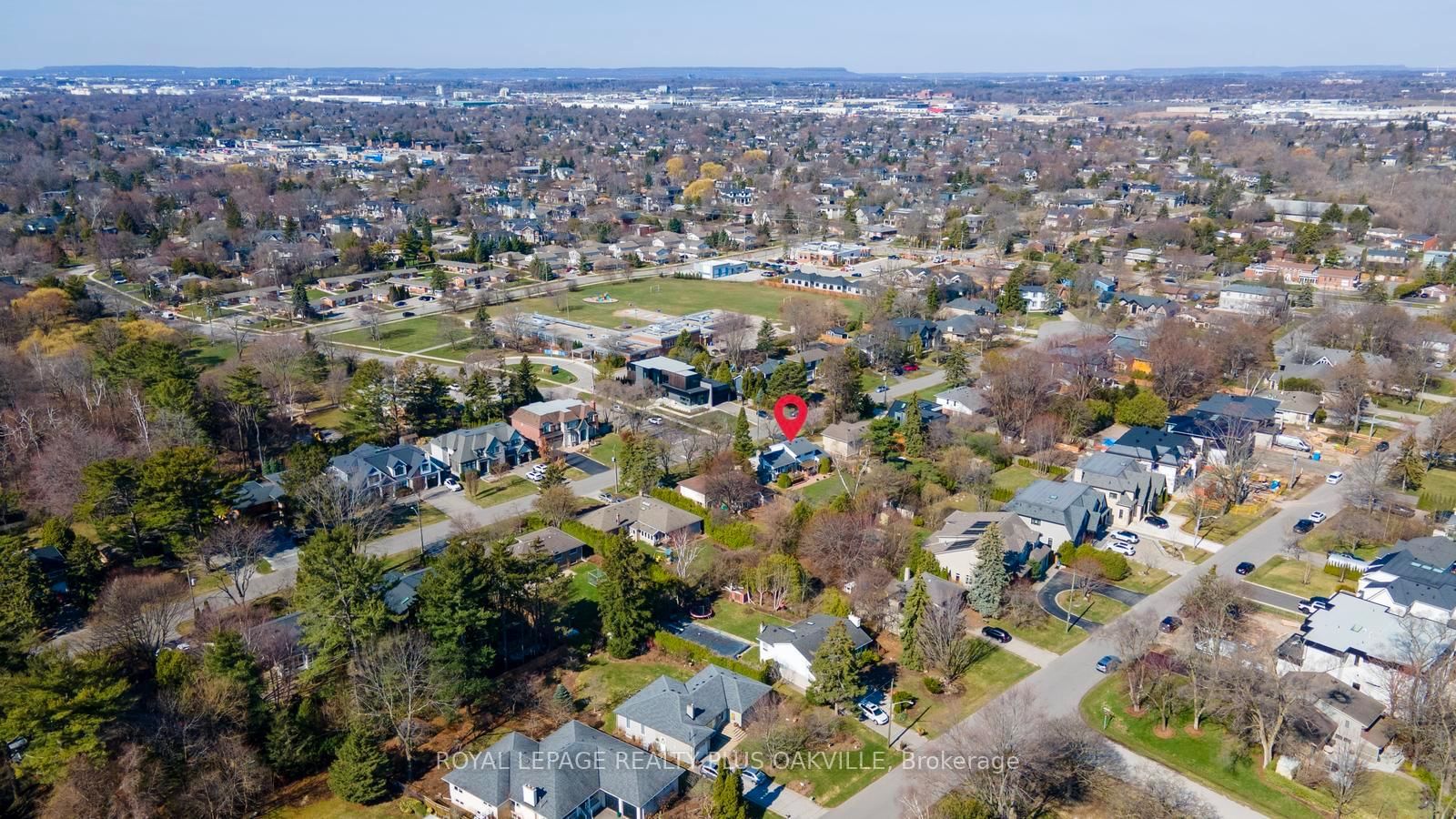 227 Sandwell Drive • Oakville, ON photo 19