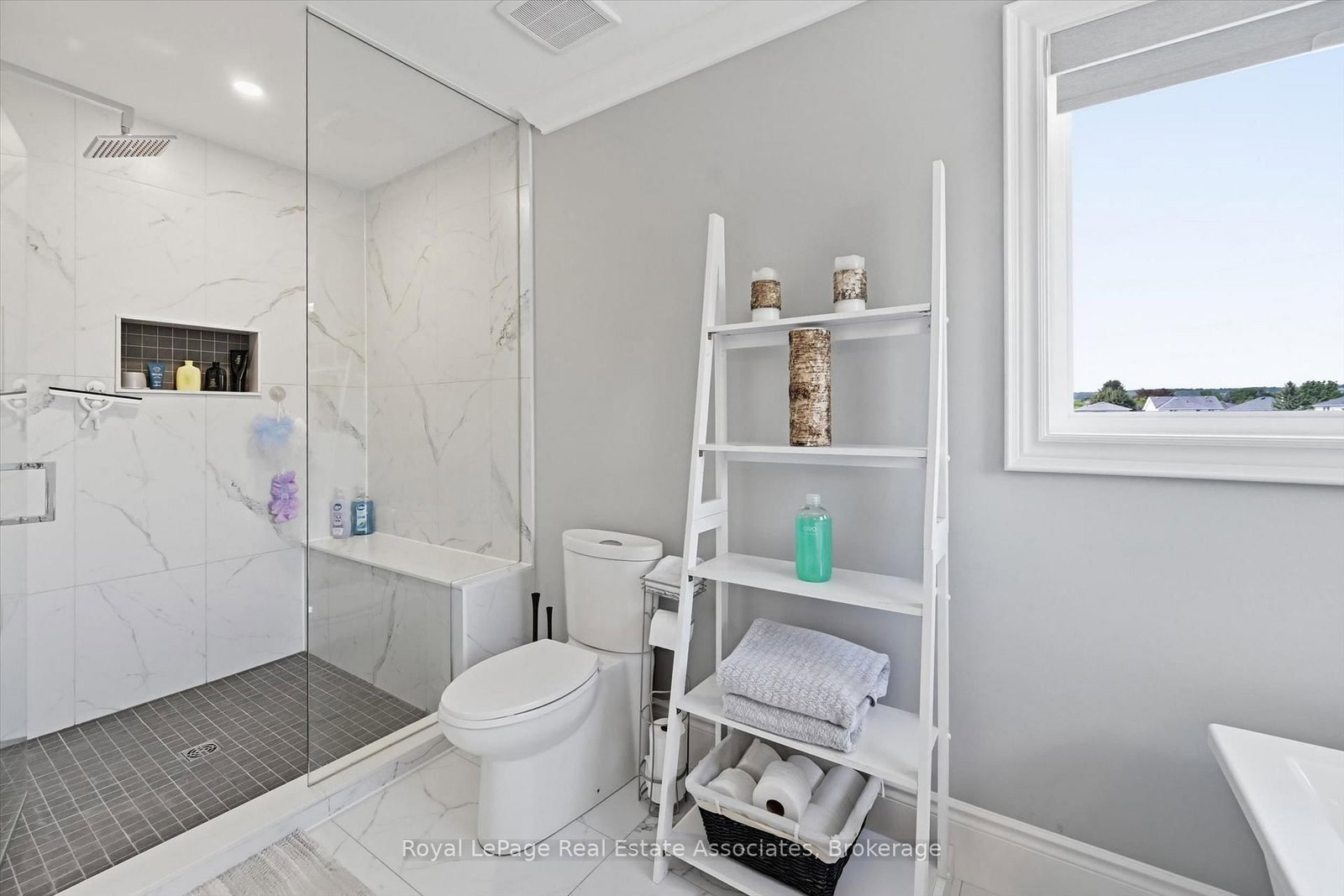 2312 Ridgeview Court • Burlington, ON photo 16