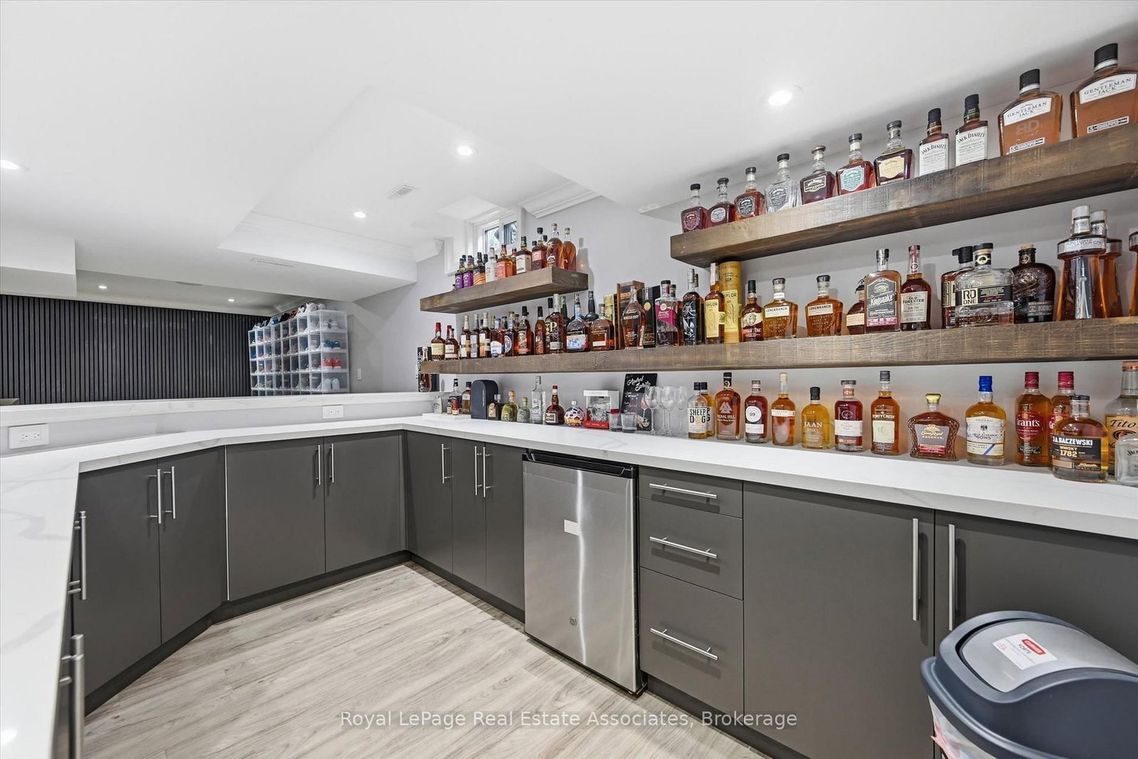 2312 Ridgeview Court • Burlington, ON photo 26