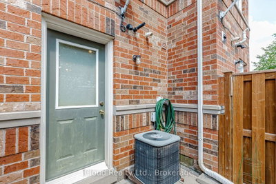 1279 Lamont Milton,ON L9T 6W4 — Photo 45