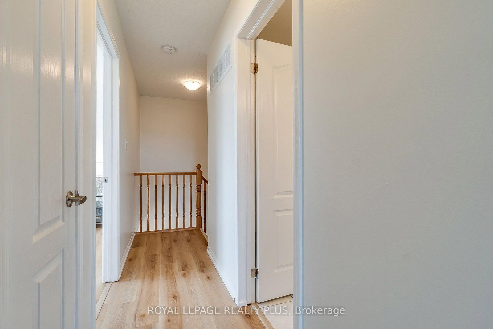 501 Cavanagh Lane • Milton, ON photo 15
