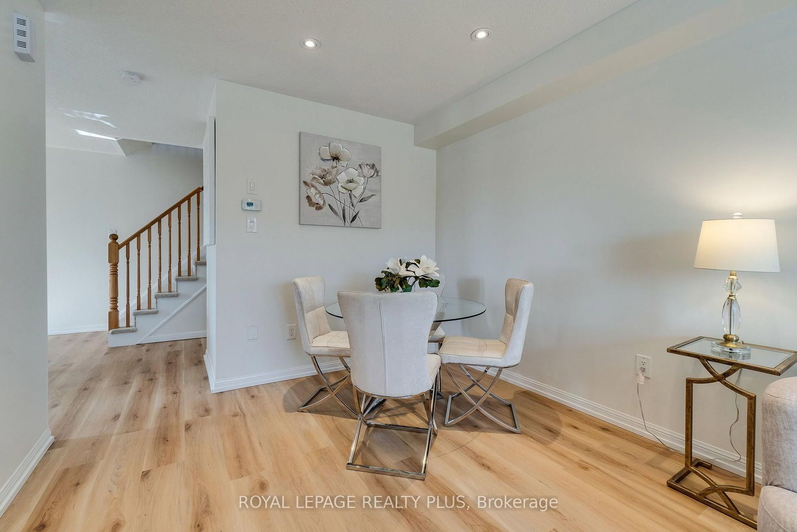 501 Cavanagh Lane • Milton, ON photo 7