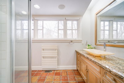 223 Trelawn Oakville,ON L6J 4R3 — Photo 19