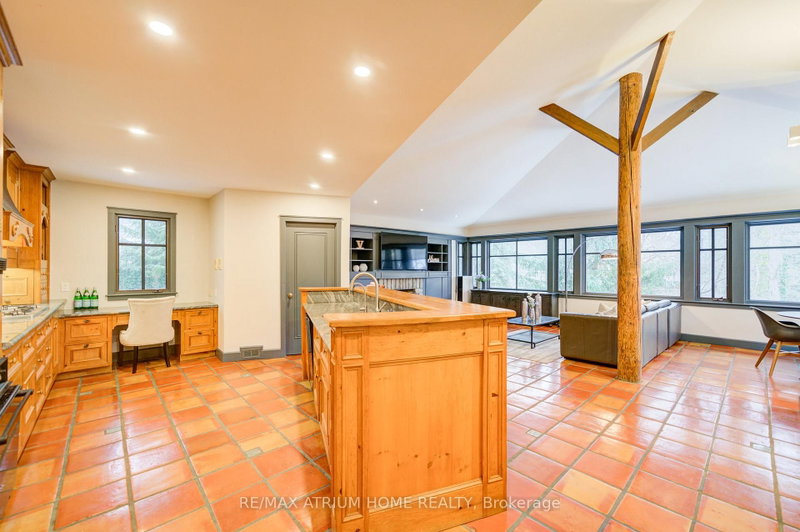 223 Trelawn Oakville,ON L6J 4R3 — Photo 6