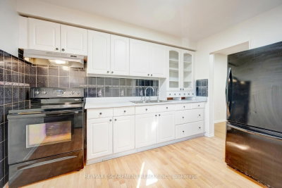 140 Ripley Court • #4 • Oakville, ON photo 8