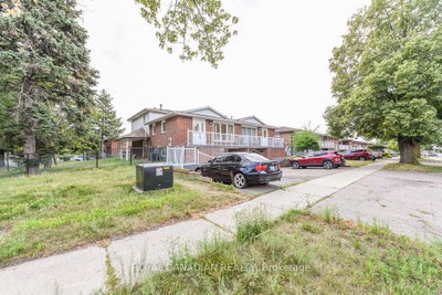 7700 Kittridge Drive • Mississauga, ON photo 3