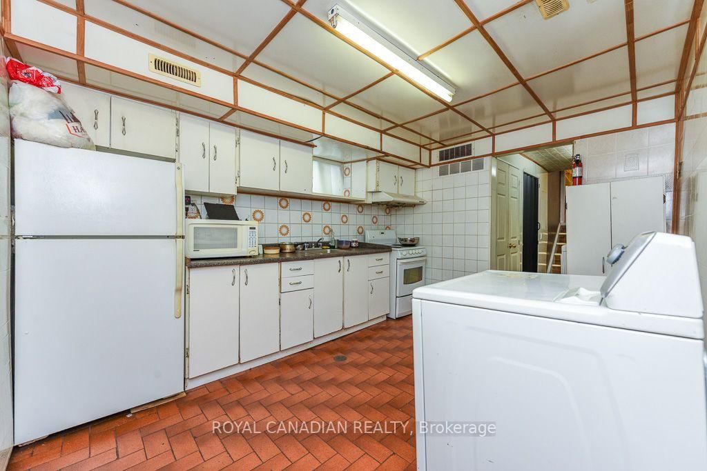 7700 Kittridge Drive • Mississauga, ON photo 30