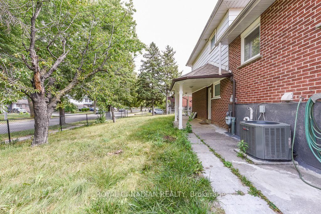 7700 Kittridge Drive • Mississauga, ON photo 45