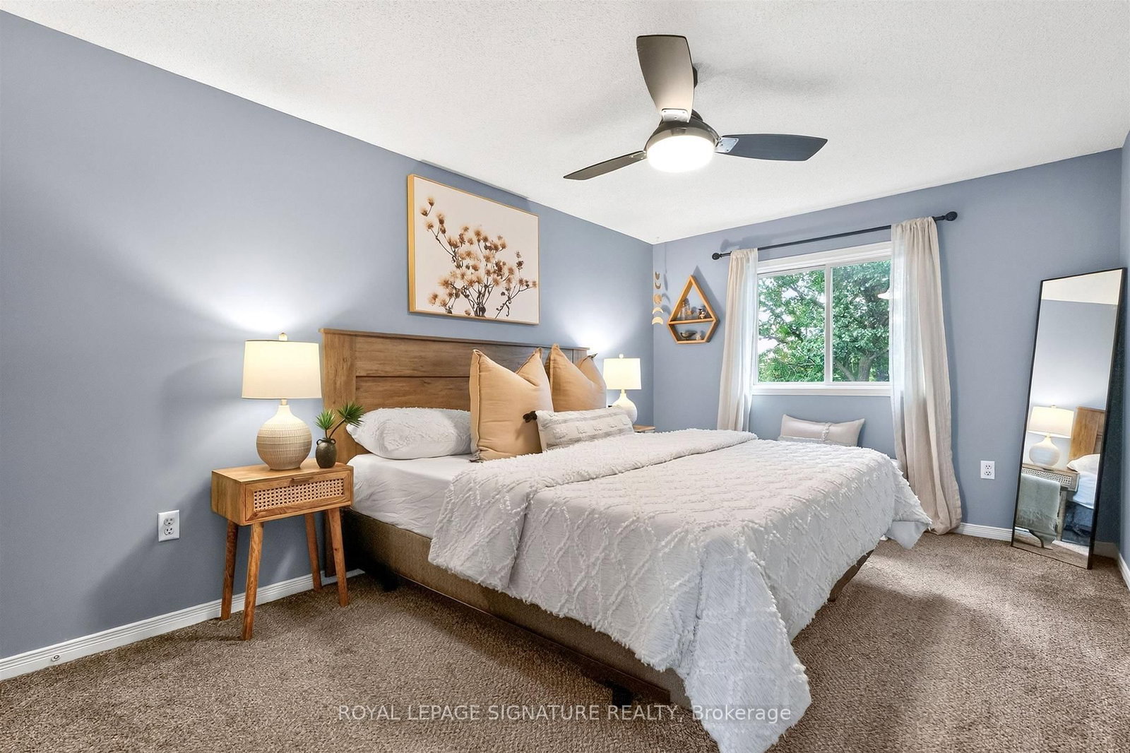 1373 Treeland Street • Burlington, ON photo 11