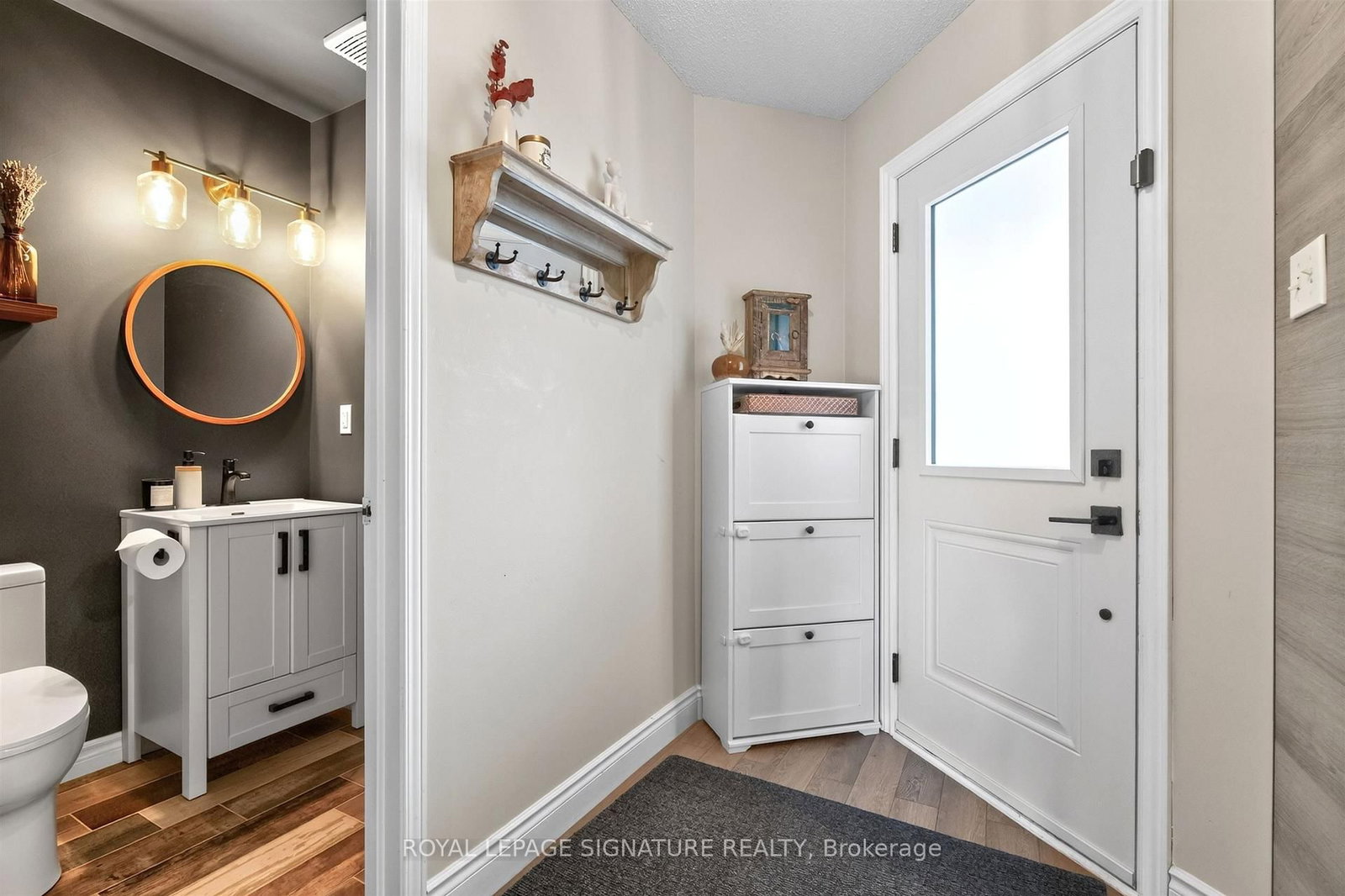1373 Treeland Street • Burlington, ON photo 17